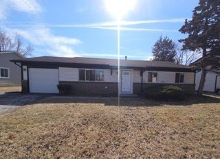 6005 Woodgate Drive, Matteson, IL 60443