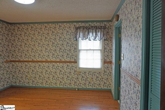 6 Woodlawn Drive, Ware Shoals, SC 29692