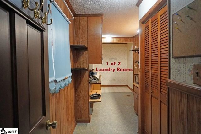 6 Woodlawn Drive, Ware Shoals, SC 29692