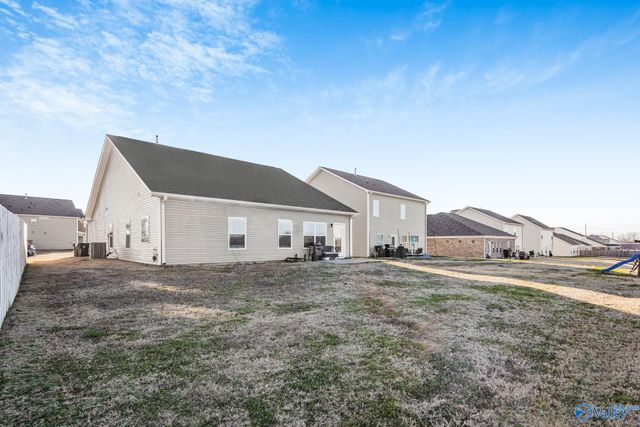 125 Story Ray Drive, New Market, AL 35761