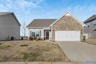 125 Story Ray Drive, New Market, AL 35761