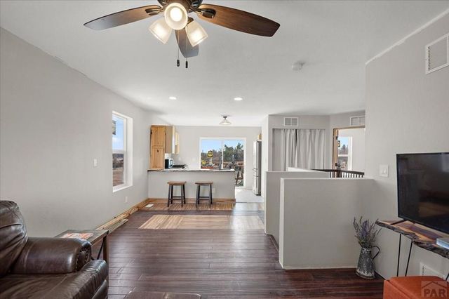 5228 Cuerno Verde Blvd, Colorado City, CO 81019