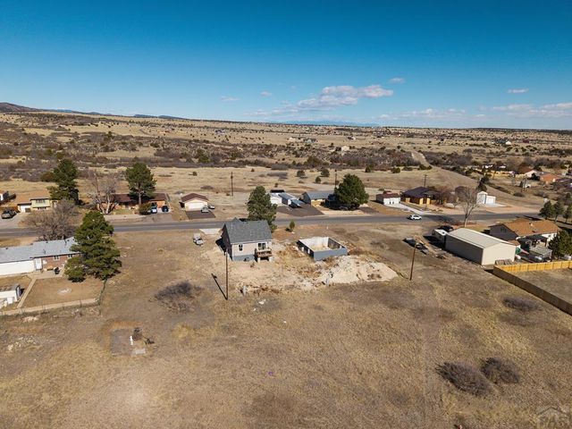 5228 Cuerno Verde Blvd, Colorado City, CO 81019