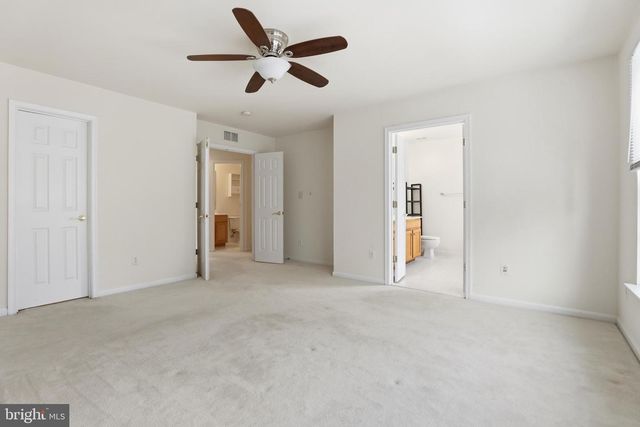 6177 DERRING ST, Centreville, VA 20120