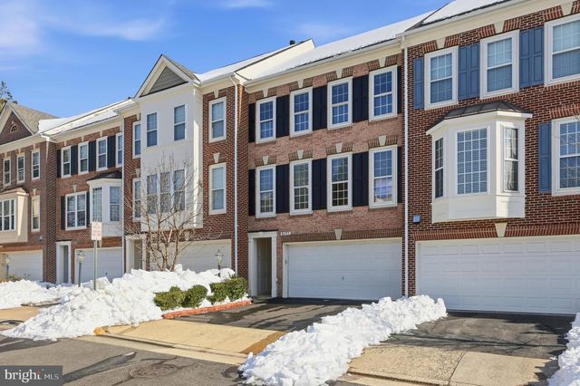 6177 DERRING ST, Centreville, VA 20120