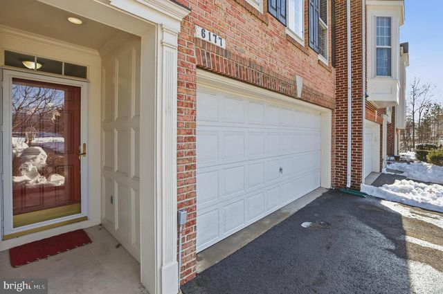 6177 DERRING ST, Centreville, VA 20120