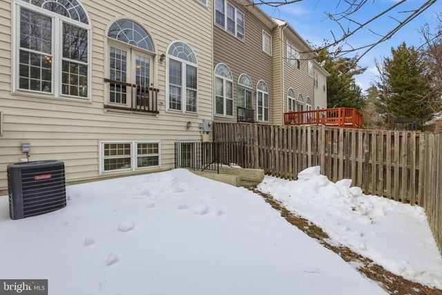 6177 DERRING ST, Centreville, VA 20120