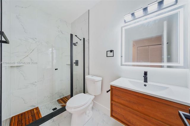 1551 Seagrape Way, Hollywood, FL 33019