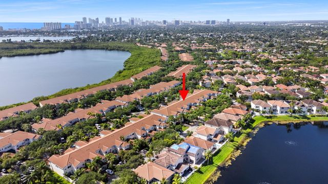 1551 Seagrape Way, Hollywood, FL 33019
