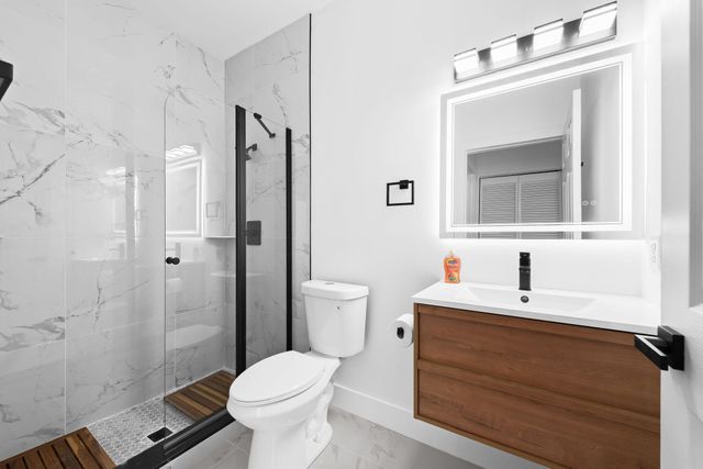 1551 Seagrape Way, Hollywood, FL 33019