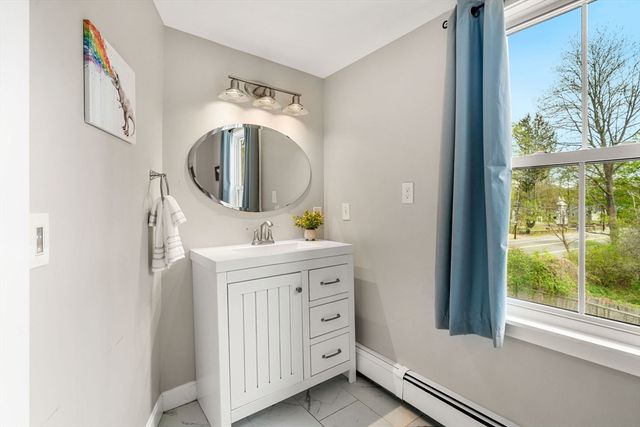 178 Main, Groveland, MA 01834