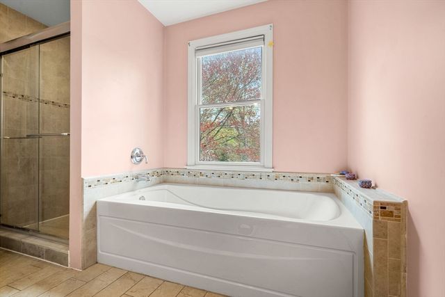 178 Main, Groveland, MA 01834