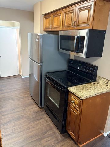 8461 Forrest Drive, Canton, MI 48187
