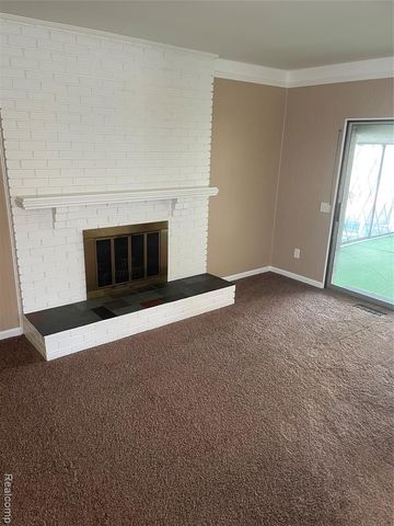 8461 Forrest Drive, Canton, MI 48187