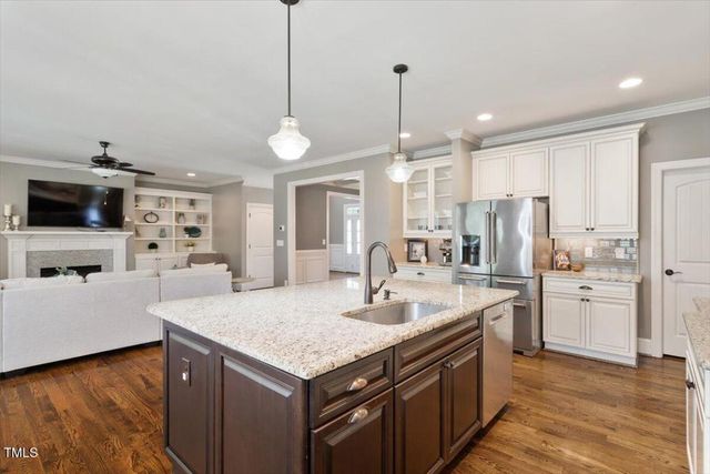 1900 Offside Court, Fuquay Varina, NC 27526