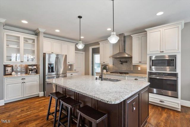 1900 Offside Court, Fuquay Varina, NC 27526