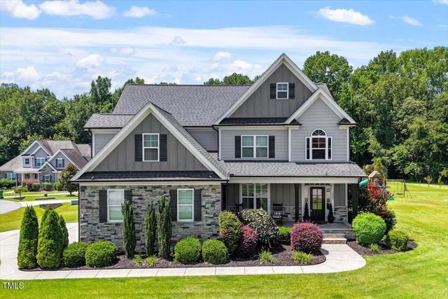 1900 Offside Court, Fuquay Varina, NC 27526