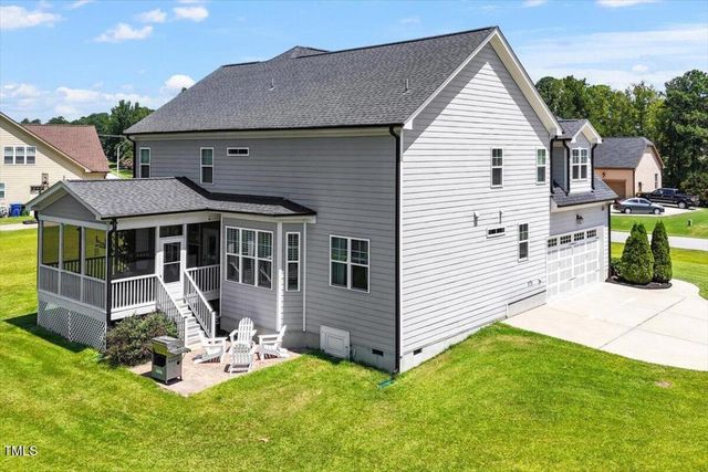 1900 Offside Court, Fuquay Varina, NC 27526