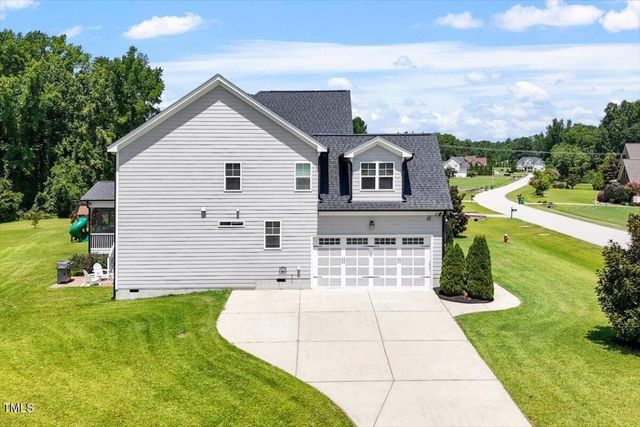 1900 Offside Court, Fuquay Varina, NC 27526