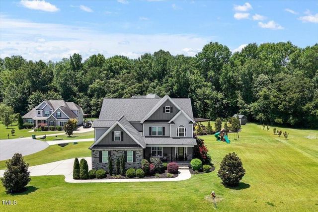 1900 Offside Court, Fuquay Varina, NC 27526