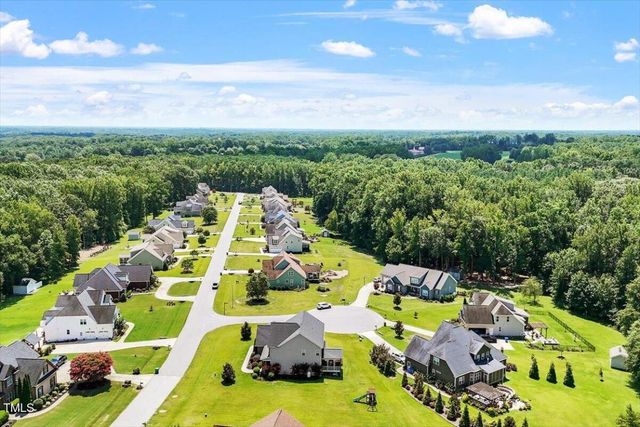 1900 Offside Court, Fuquay Varina, NC 27526