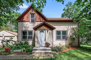 567 2nd Avenue NW, Forest Lake, MN 55025