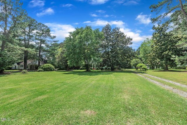 705 Wilsons Mills Road, Smithfield, NC 27577