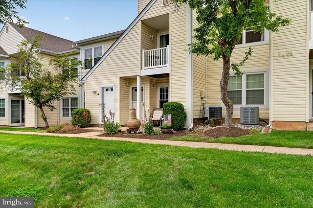 41021 COOPERS PL, Holland, PA 18966