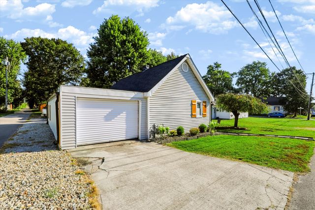 350 Hamilton Avenue, Franklin, IN 46131