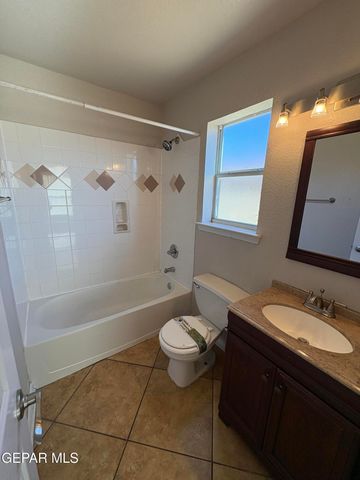 12050 Hosea Street, El Paso, TX 79936