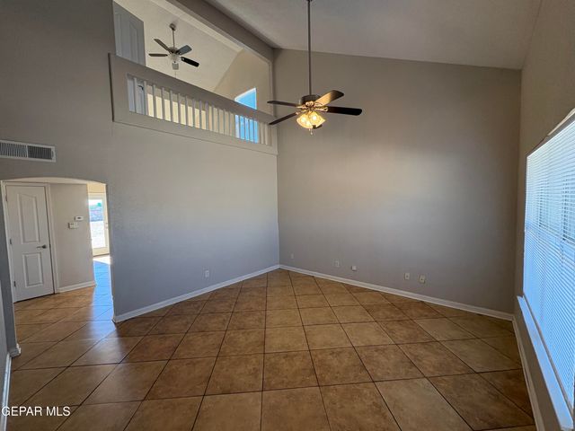 12050 Hosea Street, El Paso, TX 79936