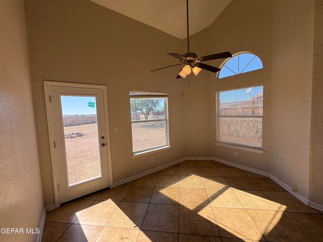 12050 Hosea Street, El Paso, TX 79936