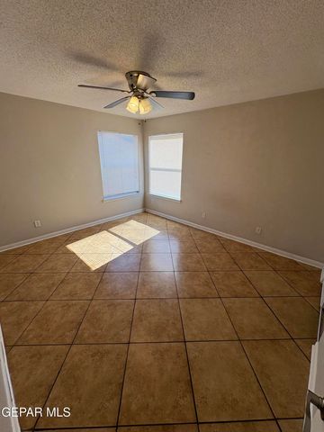 12050 Hosea Street, El Paso, TX 79936