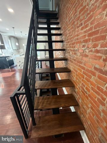 320 S 6TH ST, Darby, PA 19023