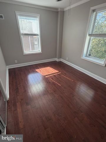 320 S 6TH ST, Darby, PA 19023