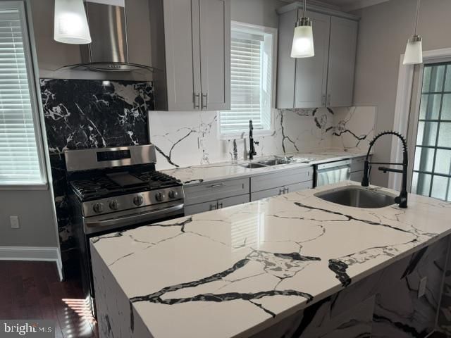 320 S 6TH ST, Darby, PA 19023