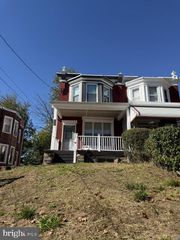 320 S 6TH ST, Darby, PA 19023