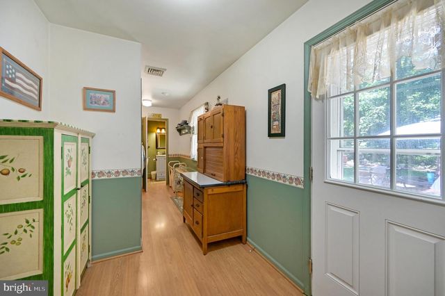 29455 W LINE RD, Delmar, MD 21875