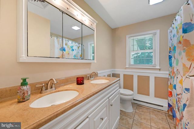 29455 W LINE RD, Delmar, MD 21875