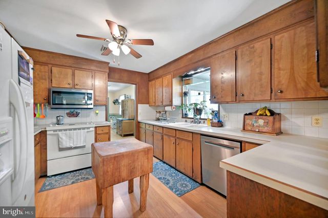29455 W LINE RD, Delmar, MD 21875