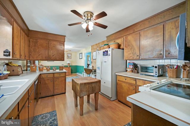 29455 W LINE RD, Delmar, MD 21875