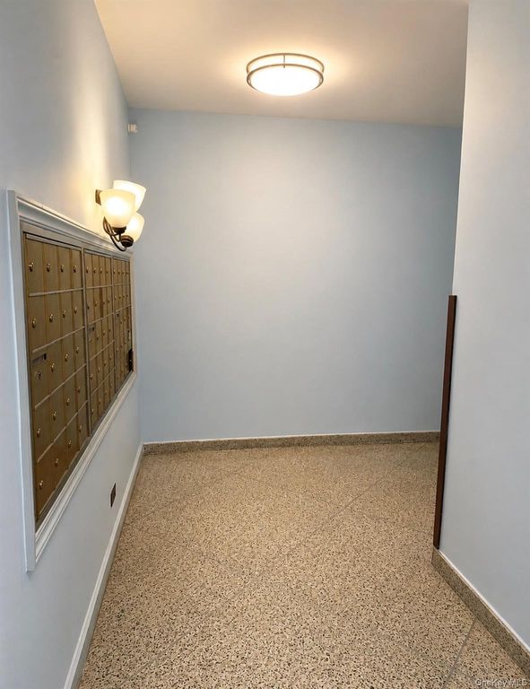 90-11 35th Ave 6R, Jackson Heights, NY 11372 — photo 3