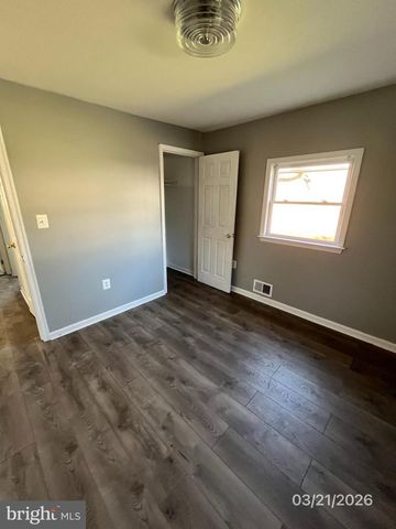 735 CAPITOL HEIGHTS BLVD, Capitol Heights, MD 20743