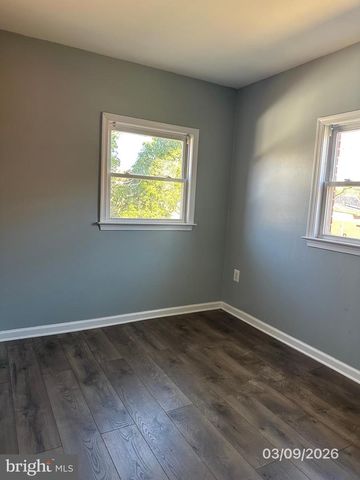 735 CAPITOL HEIGHTS BLVD, Capitol Heights, MD 20743