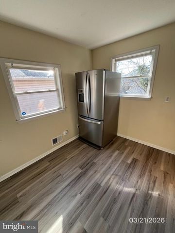 735 CAPITOL HEIGHTS BLVD, Capitol Heights, MD 20743