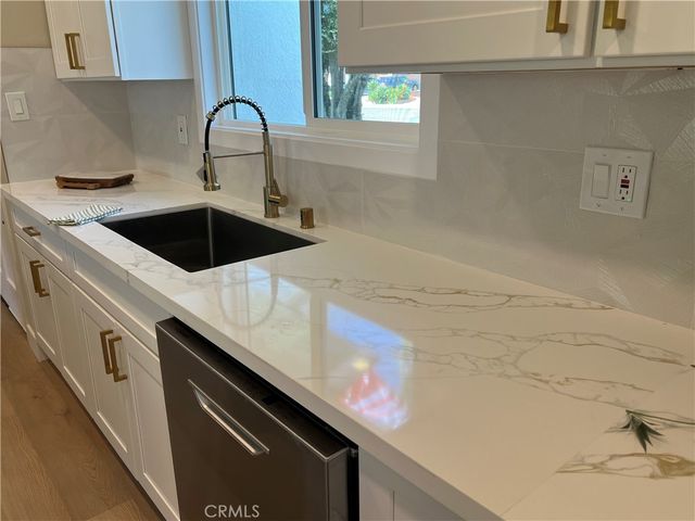 138 Elizabeth Lane, Upland, CA 91786