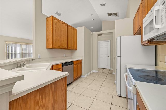 3145 STONEHURST CIRCLE, Kissimmee, FL 34741