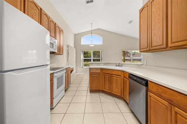 3145 STONEHURST CIRCLE, Kissimmee, FL 34741