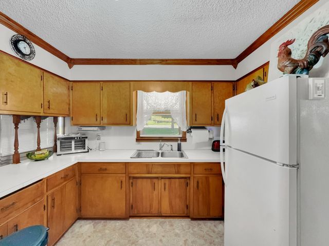 1358 Dry Branch Rd, Dixon Springs, TN 37057