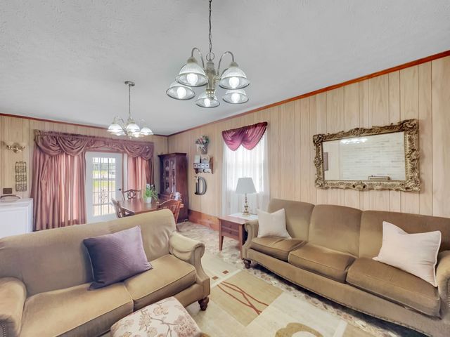 1358 Dry Branch Rd, Dixon Springs, TN 37057